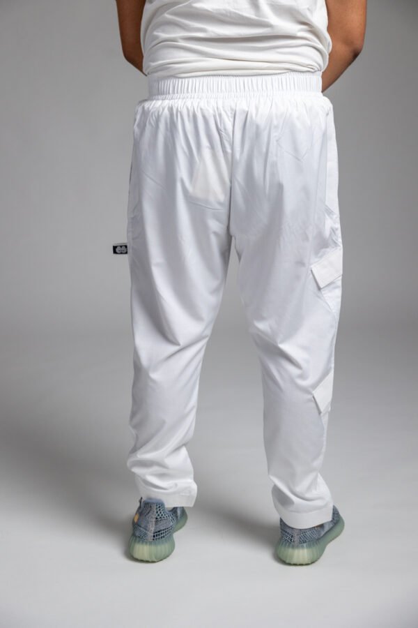 URBAN WHITE TROUSERS