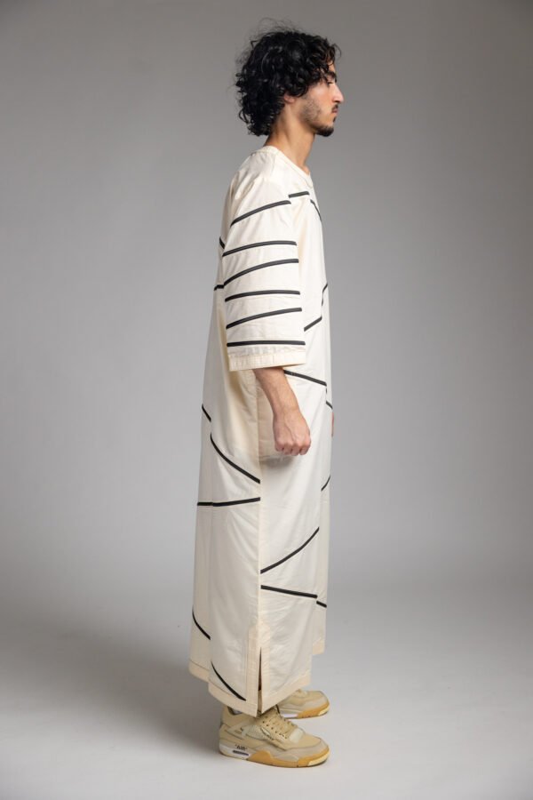 OFF WHITE KHALID  BIN WALID THOBE - Image 4